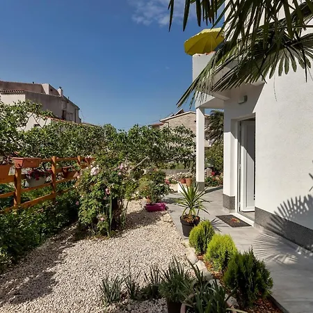 Apartment Kuca Za Odmor Lemon Tree