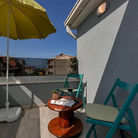 Kuca Za Odmor Lemon Tree * Μακάρσκα