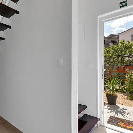 Kuca Za Odmor Lemon Tree Διαμέρισμα Μακάρσκα