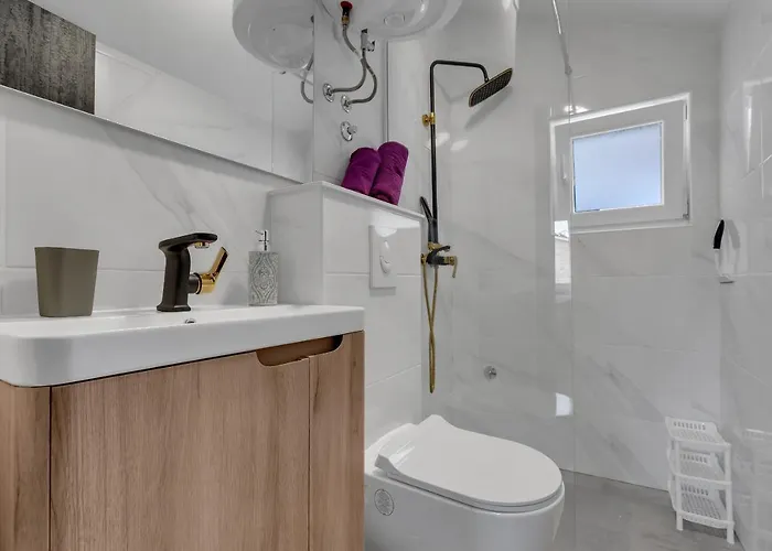 Kuca Za Odmor Lemon Tree Lägenhet Makarska