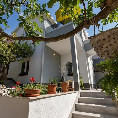 Kuca Za Odmor Lemon Tree Apartment *